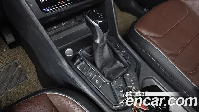Volkswagen Tiguan Allspace 2023 — Şəkil 16/20
