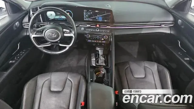 Hyundai The New Avante Hybrid 2020 — Photo 20/30