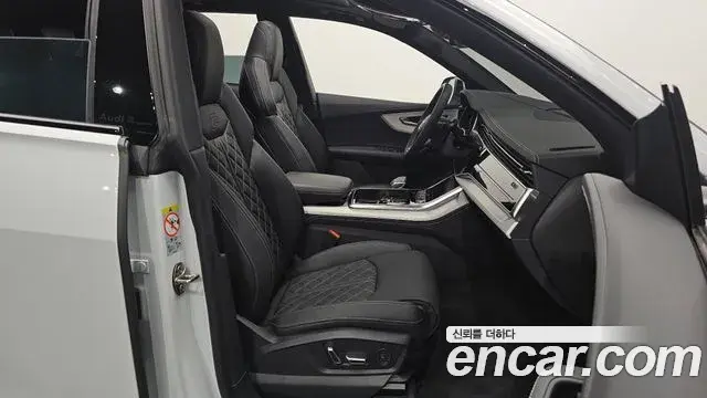 Audi Q7 2025 — Şəkil 10/20