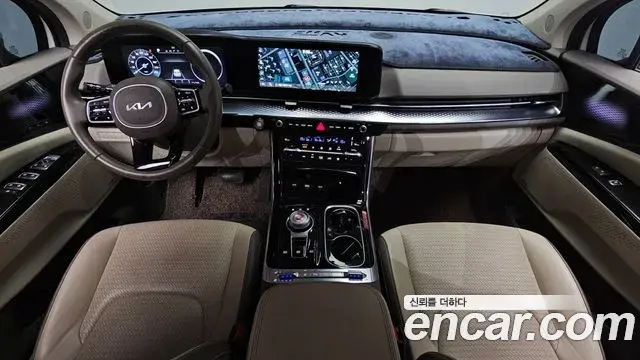 Kia Carnival 2022 — Photo 7/20