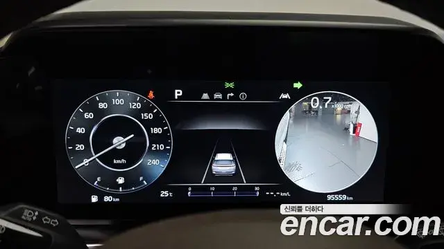 Kia Carnival 2022 — Photo 8/20
