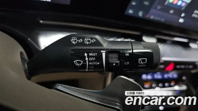Kia Carnival 2022 — Photo 17/20