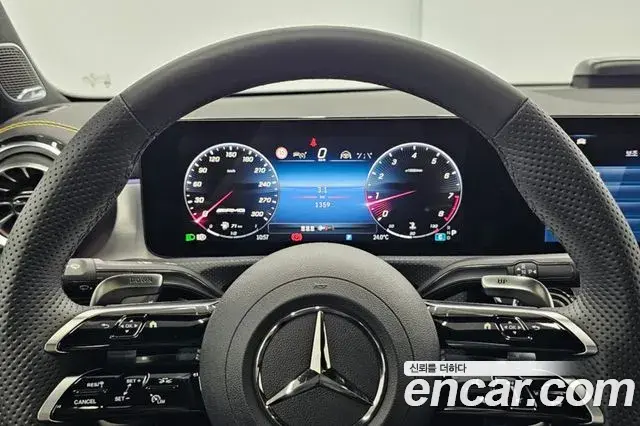 Mercedes-Benz CLA-Class 2025 — Photo 7/20