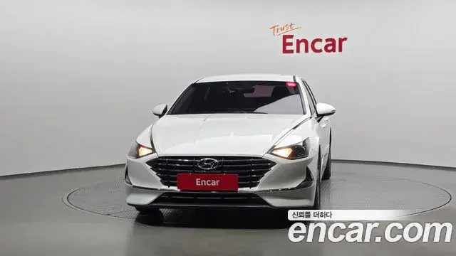 Hyundai Sonata 2019 — Фото 3/20