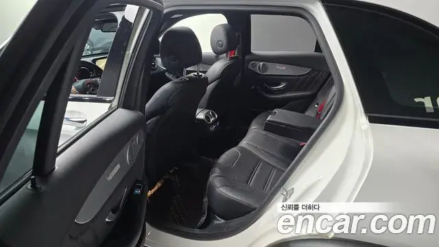 Mercedes-Benz GLC-Class 2018 — Фото 11/20