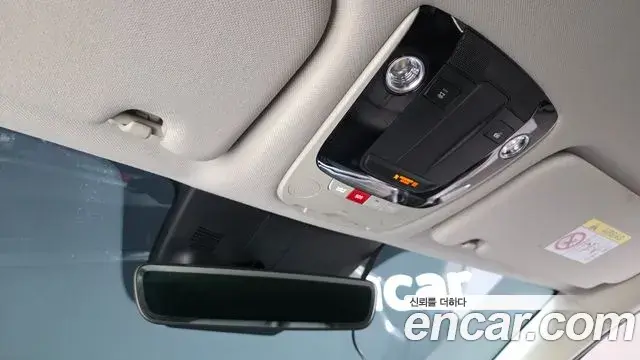 Kia Sorento 2023 — Фото 20/20