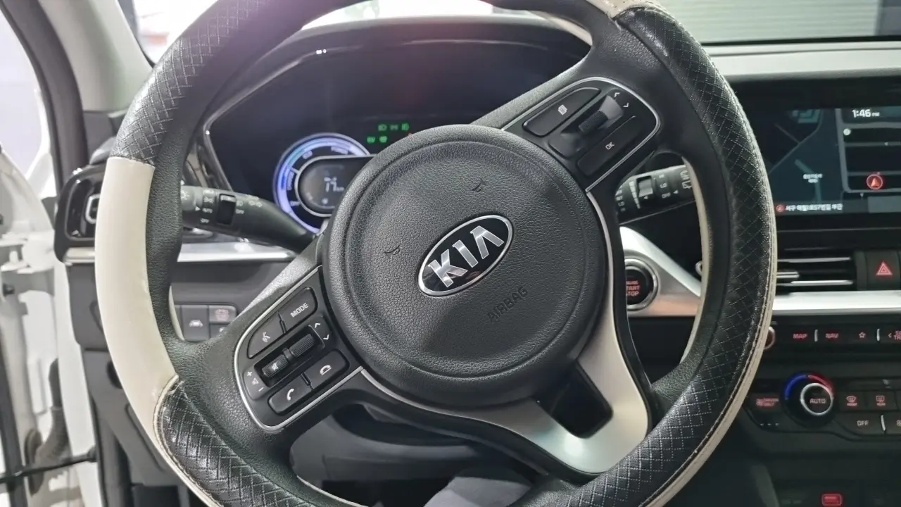 Kia Niro 2021 — Şəkil 12/18