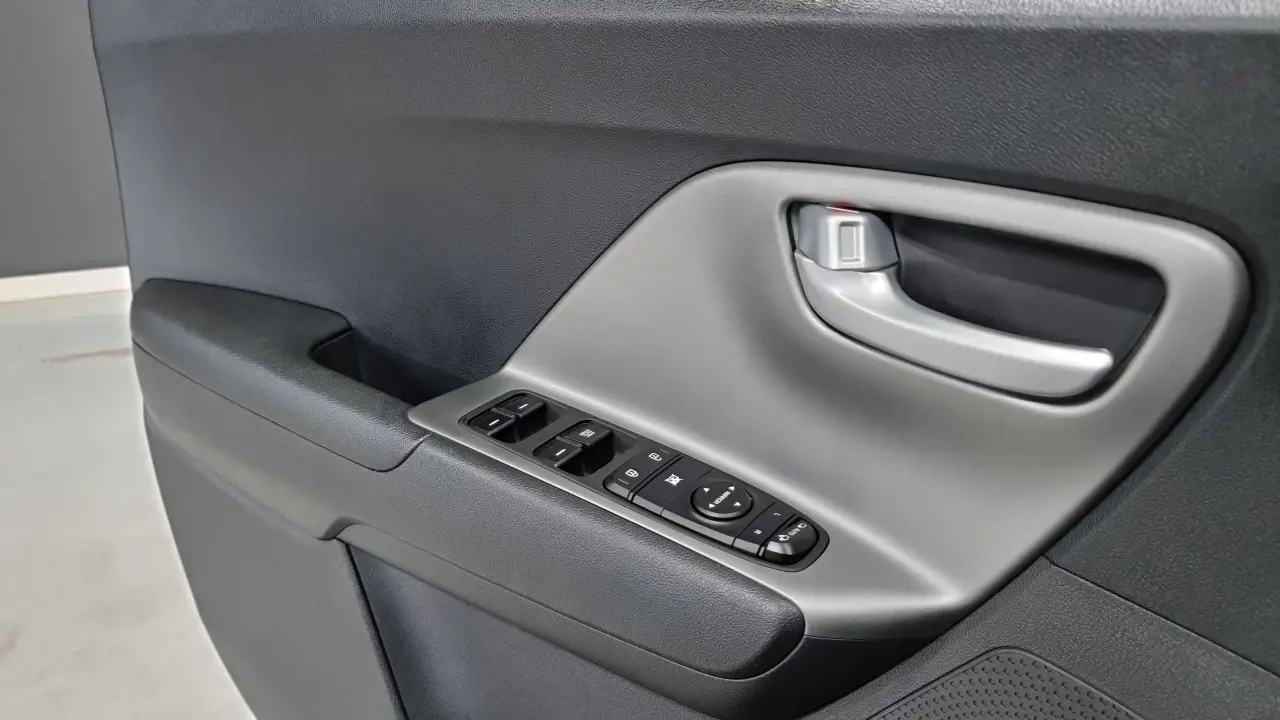 Kia Niro 2021 — Şəkil 17/18