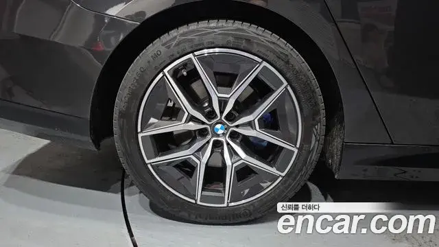 BMW 5 Series 2025 — Photo 5/20