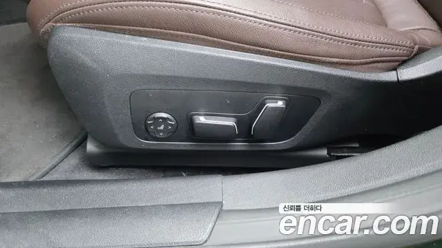 BMW 4 Series 2024 — Photo 10/33