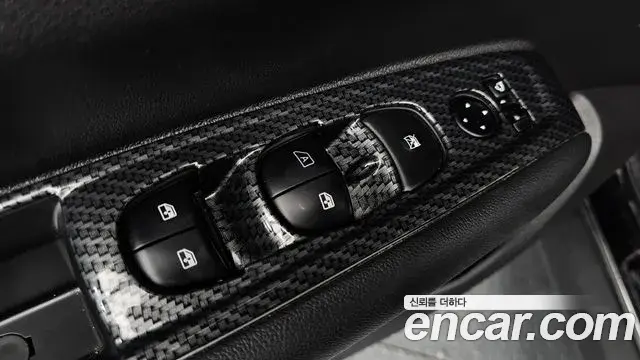 Renault Samsung QM6 2019 — Photo 31/33