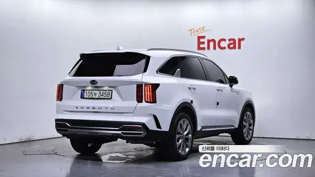 Kia Sorento 2021 — Photo 2/20