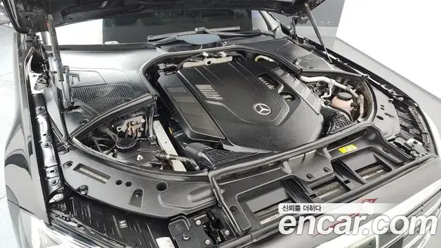 Mercedes-Benz S-Class 2021 — Photo 6/20