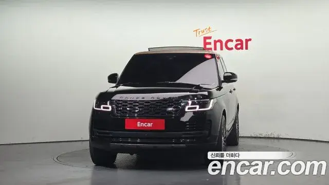 Land Rover Range Rover 2018 — Photo 2/20