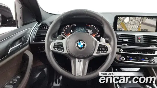 BMW X4 2021 — Фото 13/20