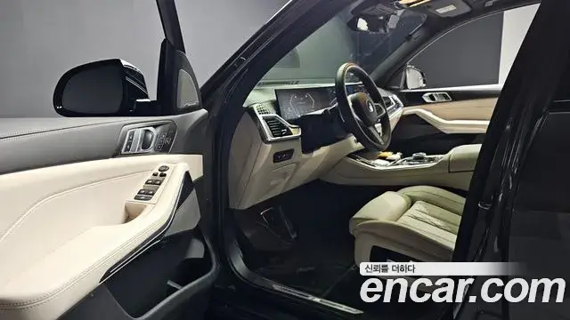 BMW X5 2025 — Photo 10/20