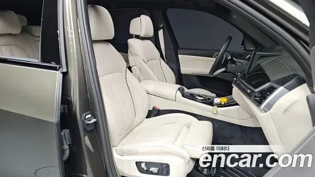BMW X5 2025 — Photo 11/20
