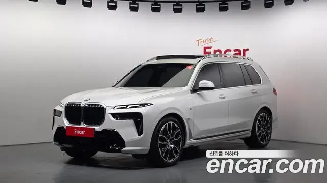 BMW X7 2024 — Photo 1/20