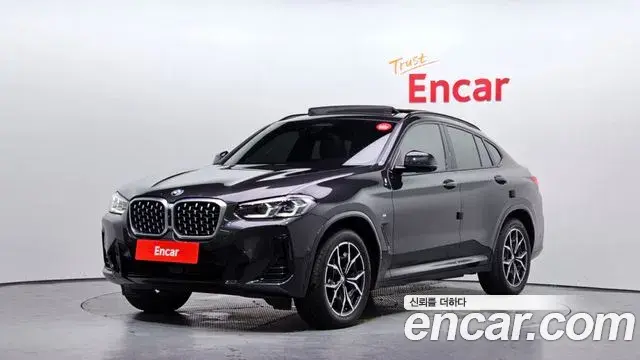 BMW X4 2023 — Şəkil 19/31