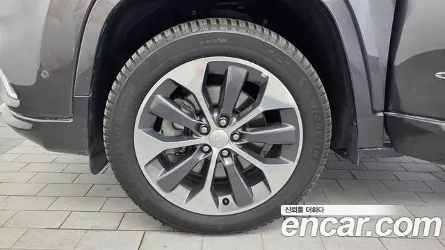 Jeep Cherokee 2020 — Şəkil 35/36