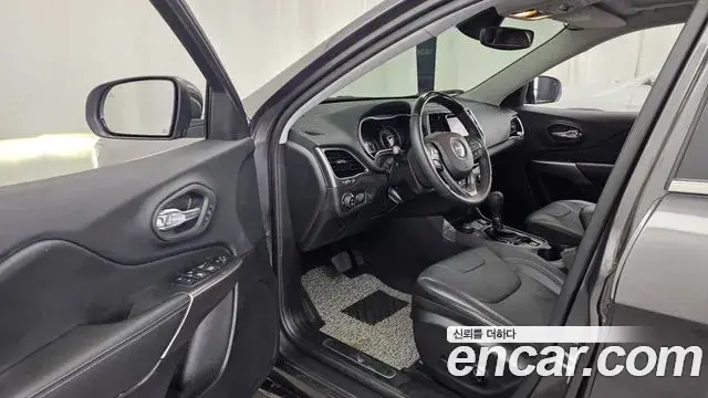 Jeep Cherokee 2020 — Şəkil 6/36