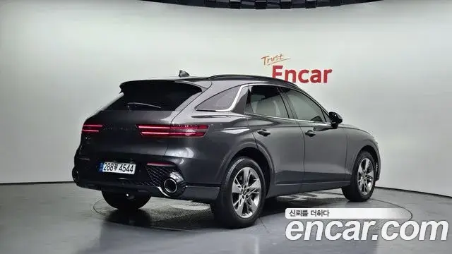 Genesis GV70 2021 — Photo 2/20