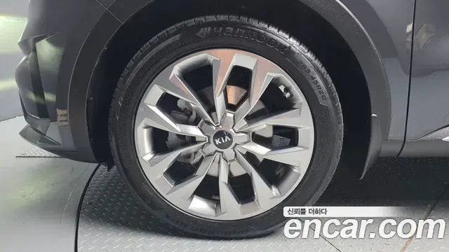 Kia Sorento 2021 — Photo 5/20