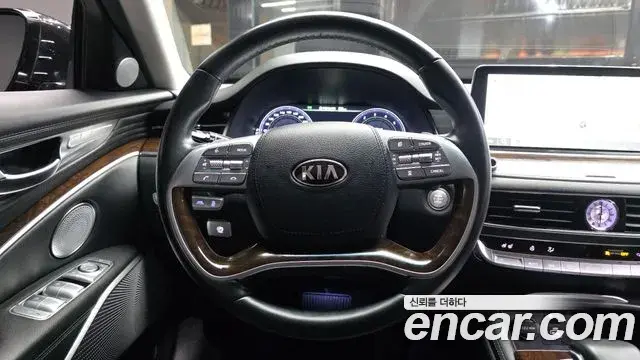 Kia The K9 2018 — Şəkil 13/20