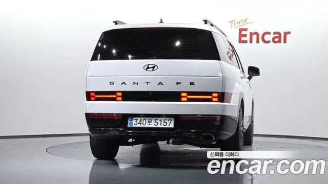 Hyundai Santa Fe 2023 — Photo 4/20