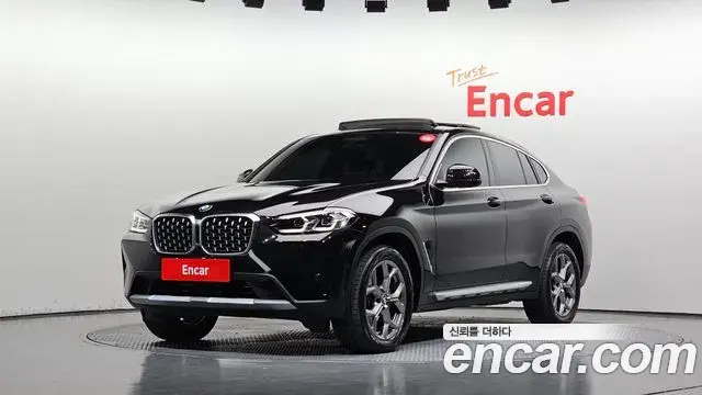 BMW X4 2023 — Photo 1/20