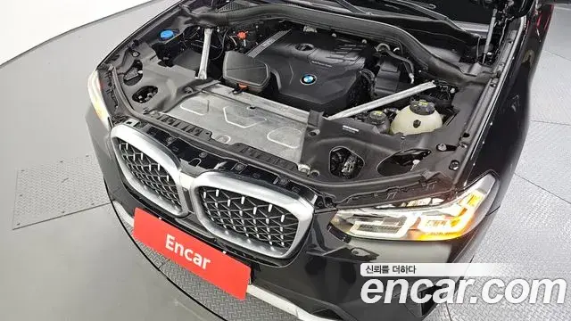 BMW X4 2023 — Photo 6/20