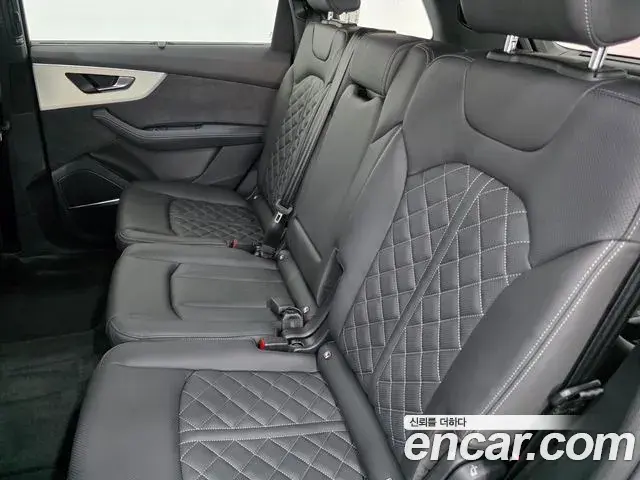 Audi Q7 2026 — Photo 9/20