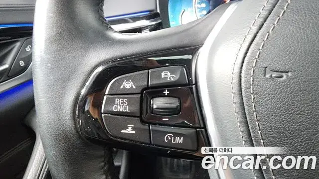 BMW 5 Series 2018 — Şəkil 4/38