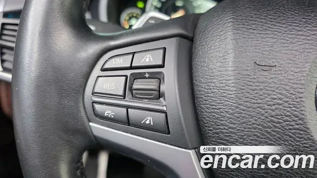 BMW X5 2018 — Photo 19/20