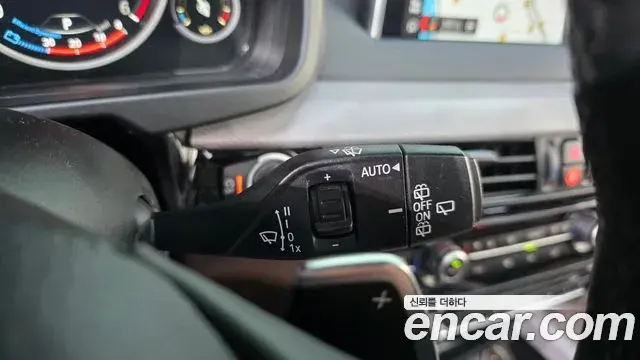 BMW X5 2018 — Photo 20/20