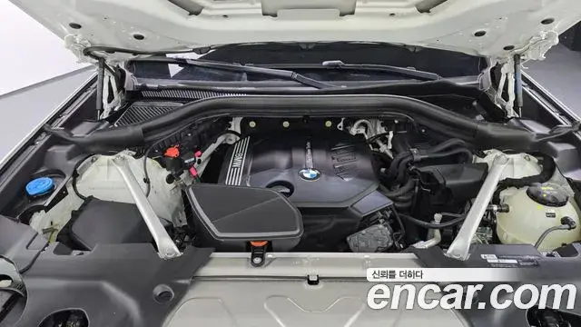BMW X4 2019 — ფოტო 17/34
