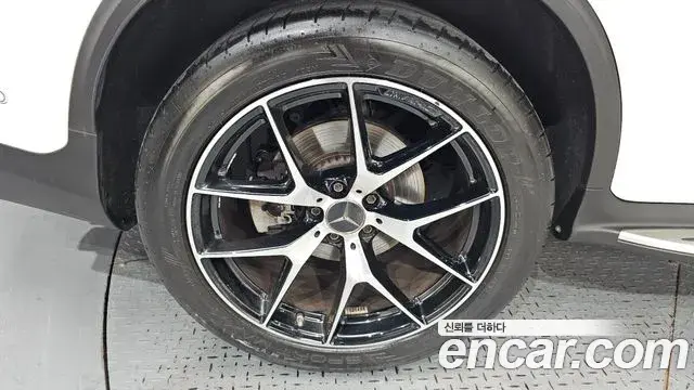 Mercedes-Benz GLC-Class 2022 — Photo 5/20