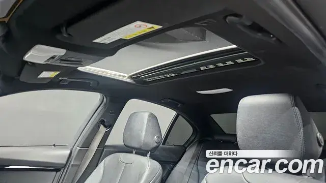 BMW 3 Series 2018 — ფოტო 4/31
