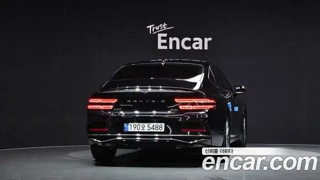 Genesis Electrified G80 2024 — Photo 4/20