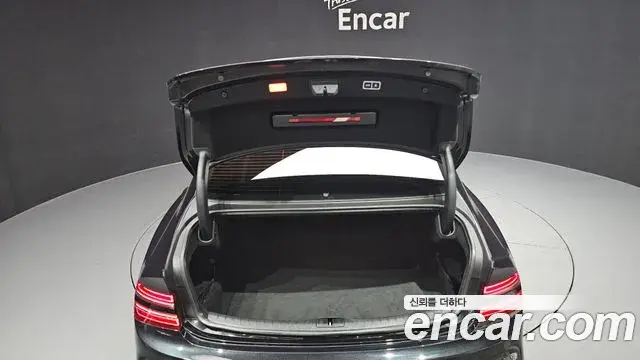 Genesis Electrified G80 2024 — Photo 20/20