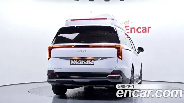 Kia Carnival 2024 — Photo 4/20