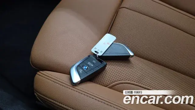 BMW 3 Series 2023 — Фото 15/20