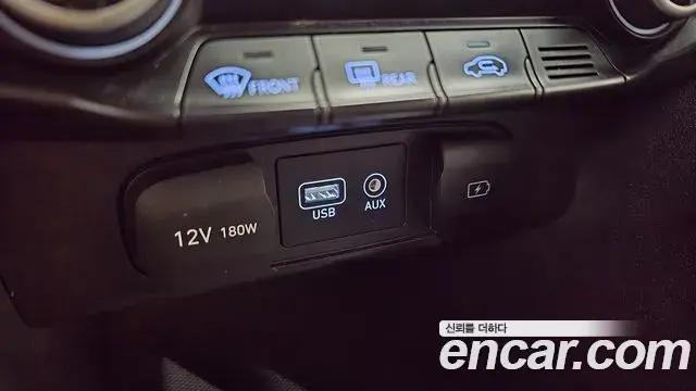 Hyundai Veloster 2019 — ფოტო 25/30