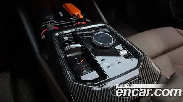 BMW 5 Series 2025 — ფოტო 2/20