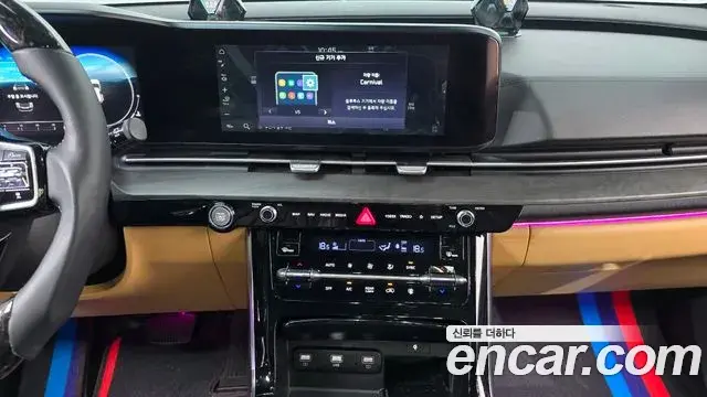 Kia Carnival 2021 — Фото 14/20