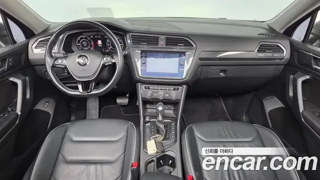 Volkswagen Tiguan Allspace 2018 — ფოტო 2/34