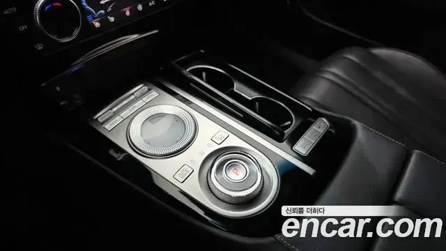 Genesis Electrified G80 2020 — Photo 9/20