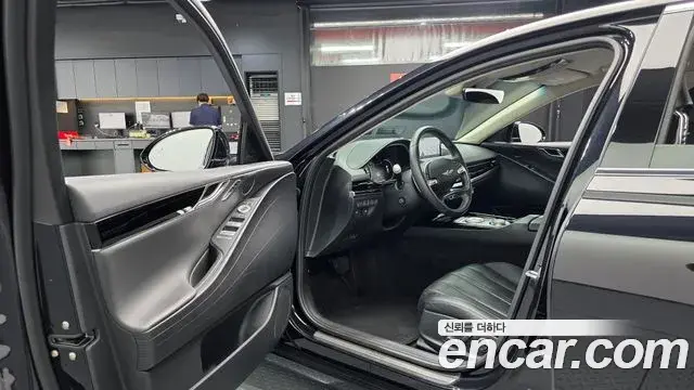 Genesis Electrified G80 2020 — Photo 10/20