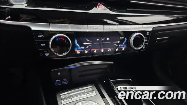 Genesis Electrified G80 2020 — Photo 19/20