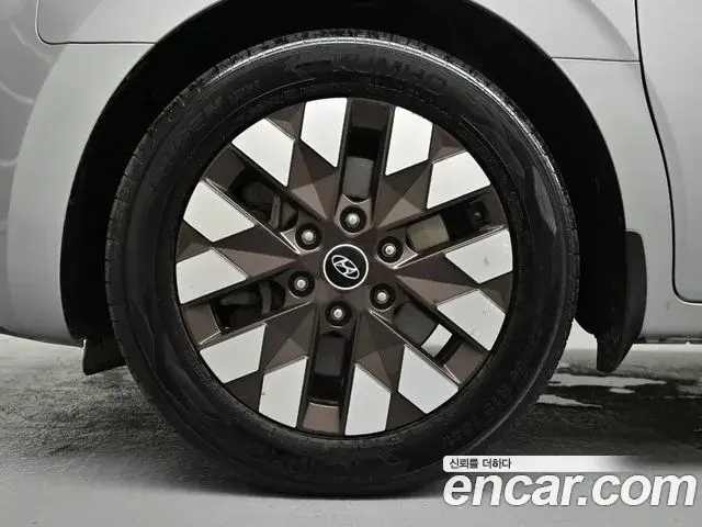 Hyundai Staria 2022 — Şəkil 4/20